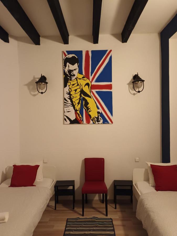 Appartamento Casa Liveni Bucarest Esterno foto