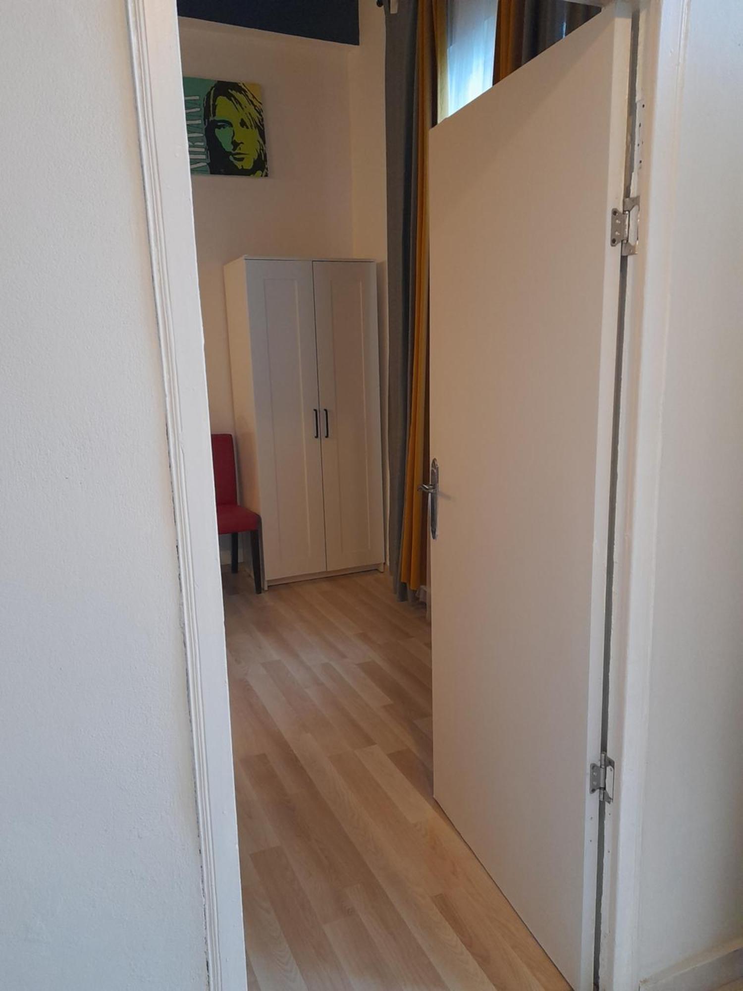 Appartamento Casa Liveni Bucarest Esterno foto